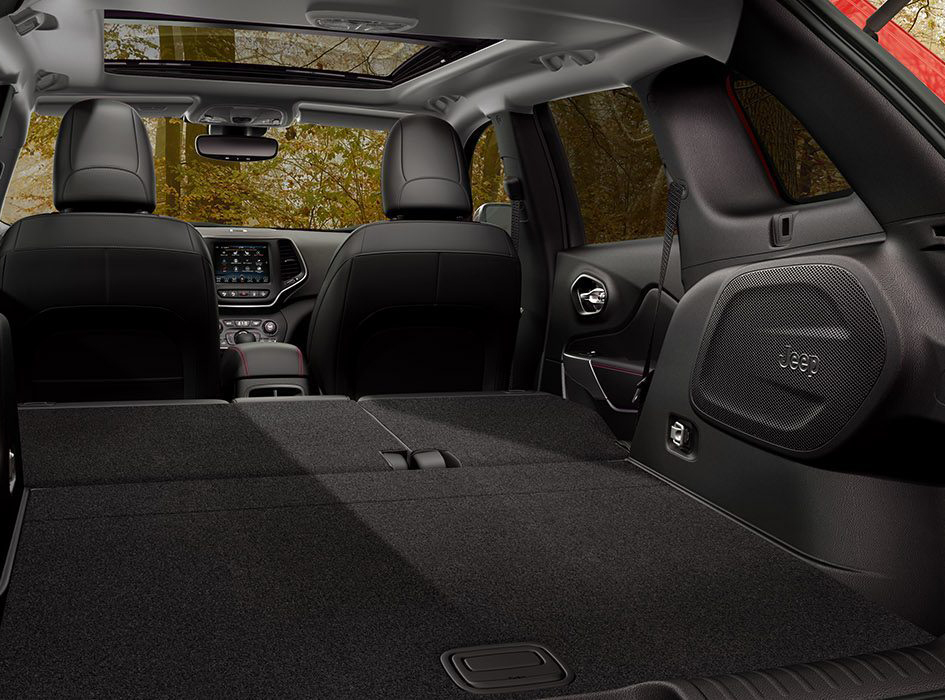 지프 체로키 트렁크 폴딩 트렁크 사진 출처 지프 홈페이지