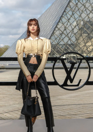 리사 - 루비이통 세련된 스타일