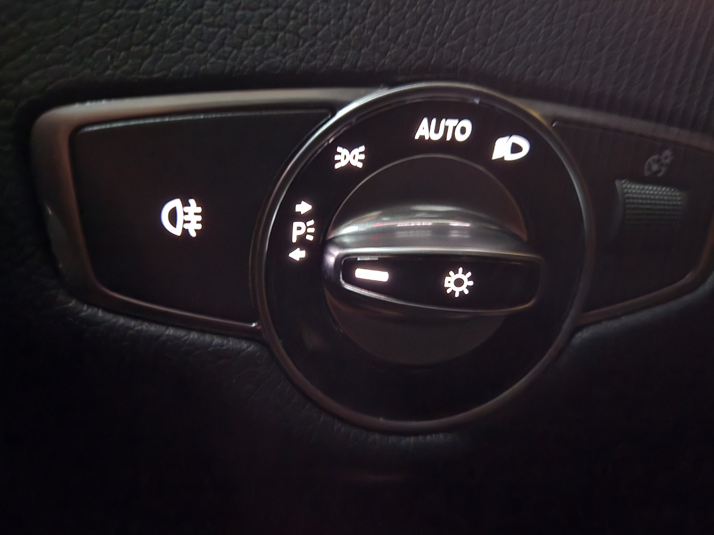 주차등좌측으로 다이얼을 돌린 모습