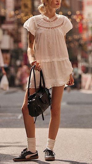 하얀 미니 드레스 스타일링