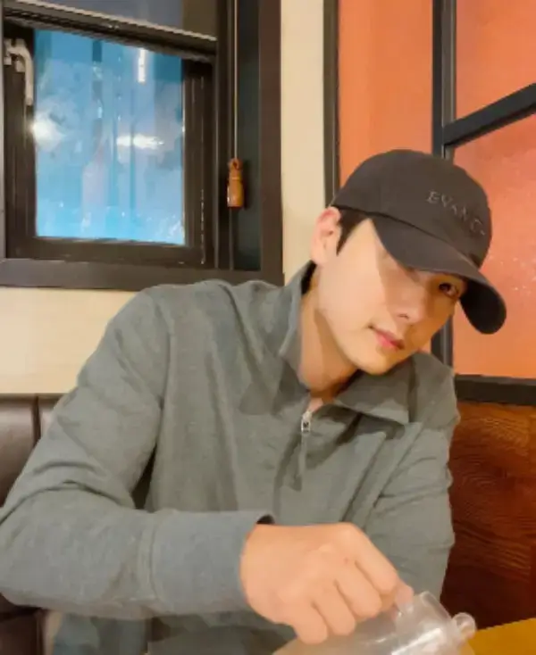 배우-이상우-사진