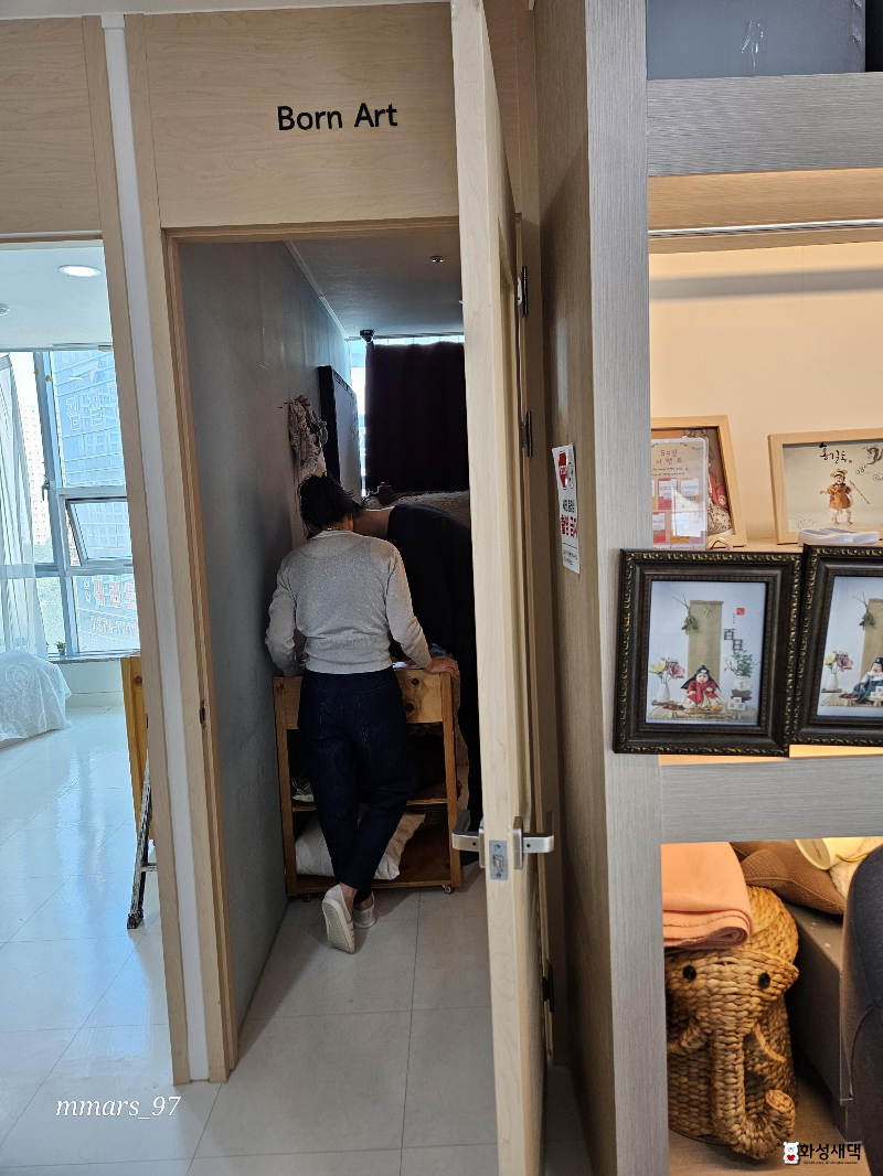 수원-더모먼트-스튜디오