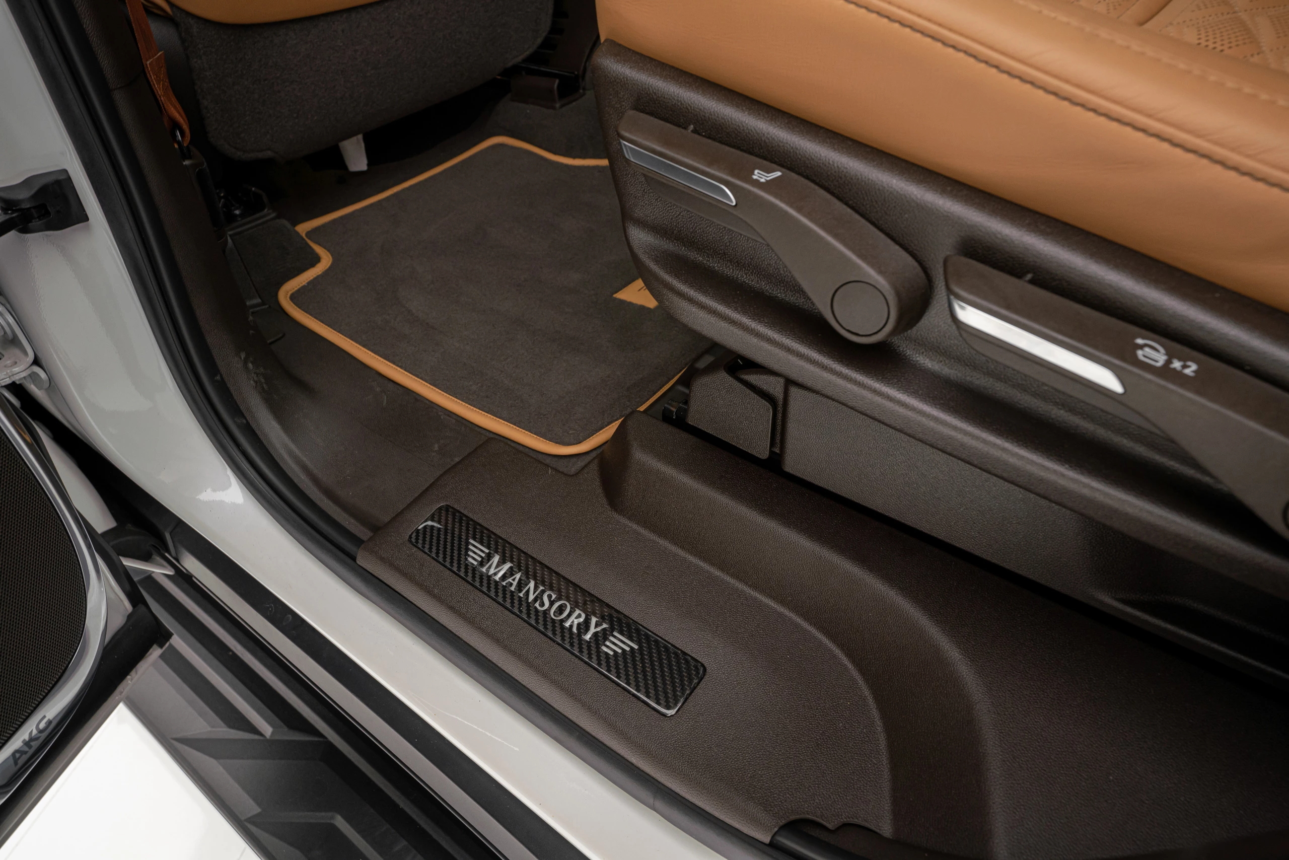 만소리 캐딜락 에스컬레이드