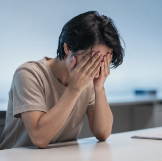 입술이 떨리는 증상