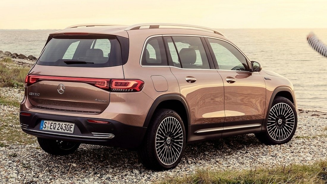 벤츠 EQB 후면 사진 출처 다음자동차