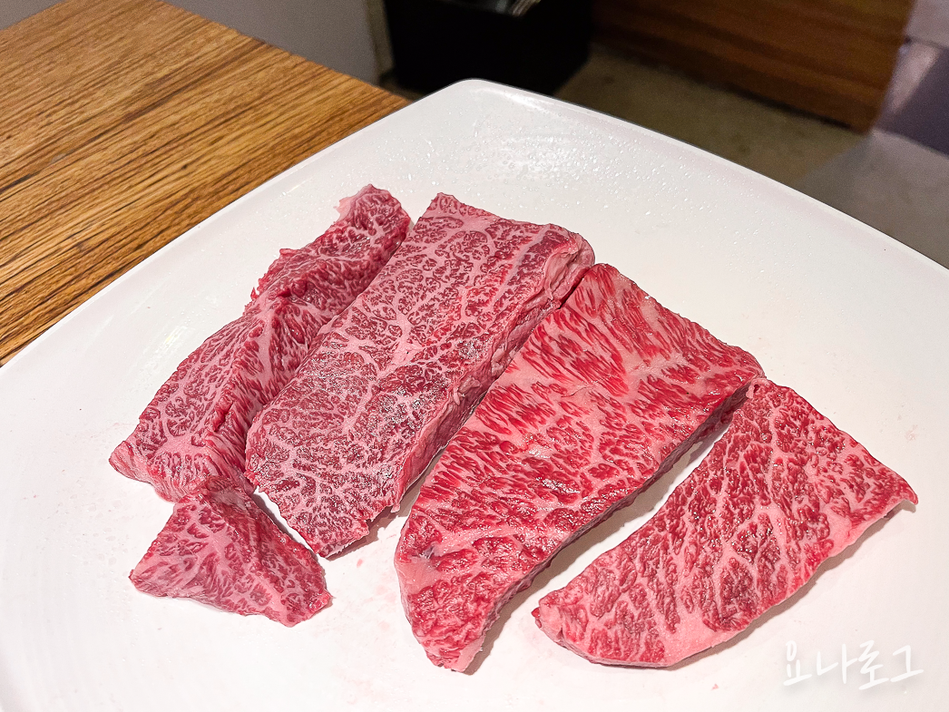 우설화 우설화신영통점 영통맛집 망포맛집 수원맛집 수원갈비 수원갈비맛집 수원한우 망포한우 수원한우맛집 수원한우숯불구이 수원꽃등심 수원꽃등심맛집 광교꽃등심 광교한우 망포꽃등심 갈비맛집 광교갈비맛집