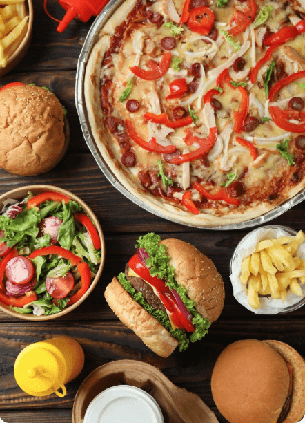 피자와 햄버거 등 다양한 음식들