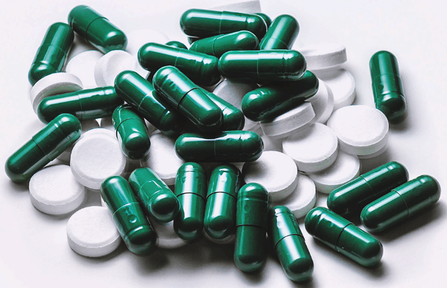 신경 베체트병과 유사한 다발성 경화증 감별 진단법 및 사례