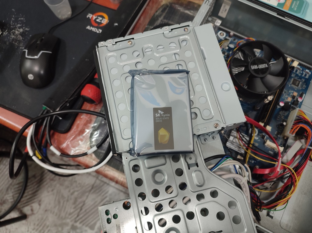 SK 하이닉스 S31 250GB SSD 교체작업