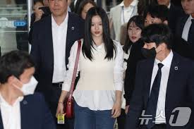 하니 국정감사 출석