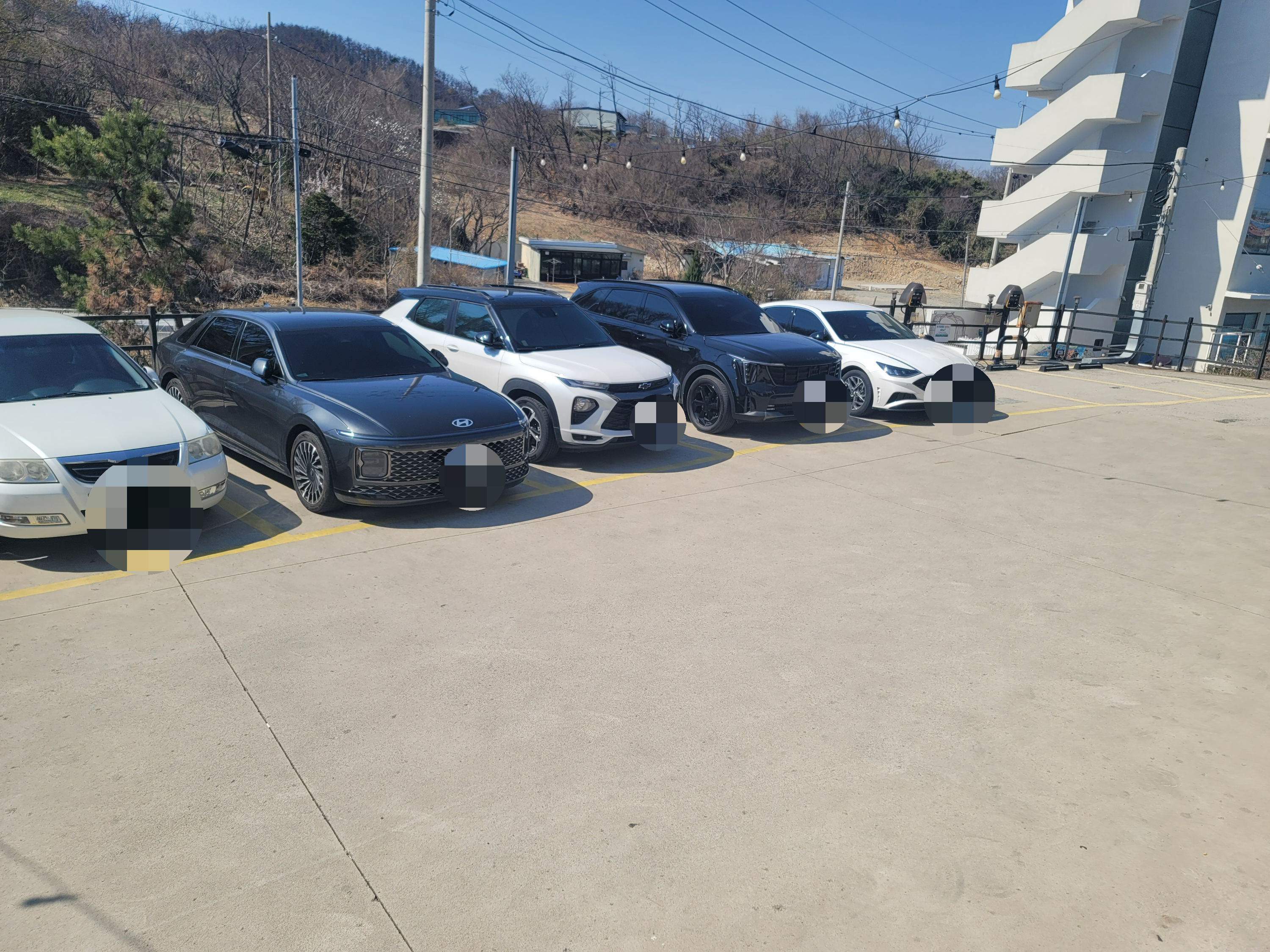 카페 파도 주차장