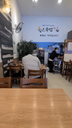 광주 맛집 원국밥 매장 내부2