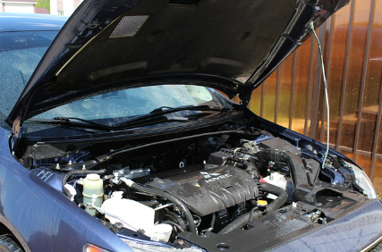 자동차-엔진오일-교환주기-교체-중요성