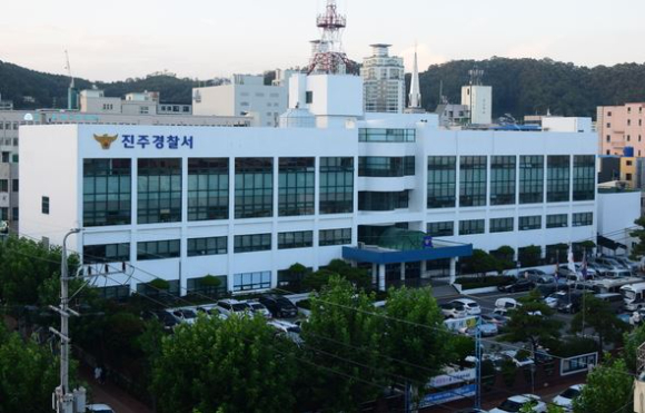 11일 경찰 등에 따르면 경남 진주경찰서는 살인 혐의로 40대 중국인 남성 A씨를 조사 중이다. [사진=뉴시스]