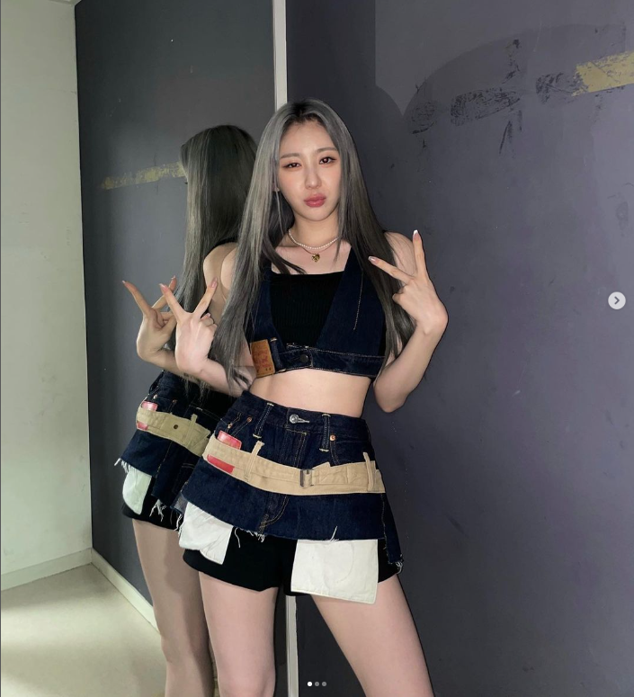 이채연 미니 3집 앨범 SHOWDOWN