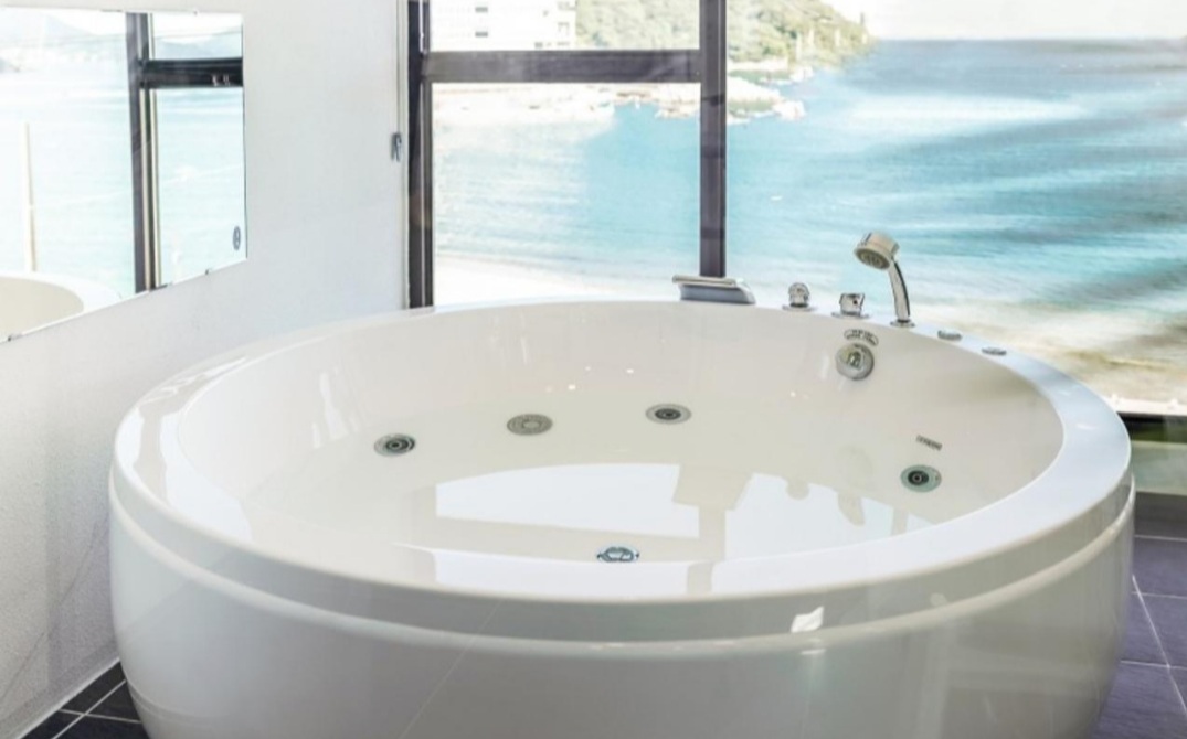 거제 더100 펜션 스파