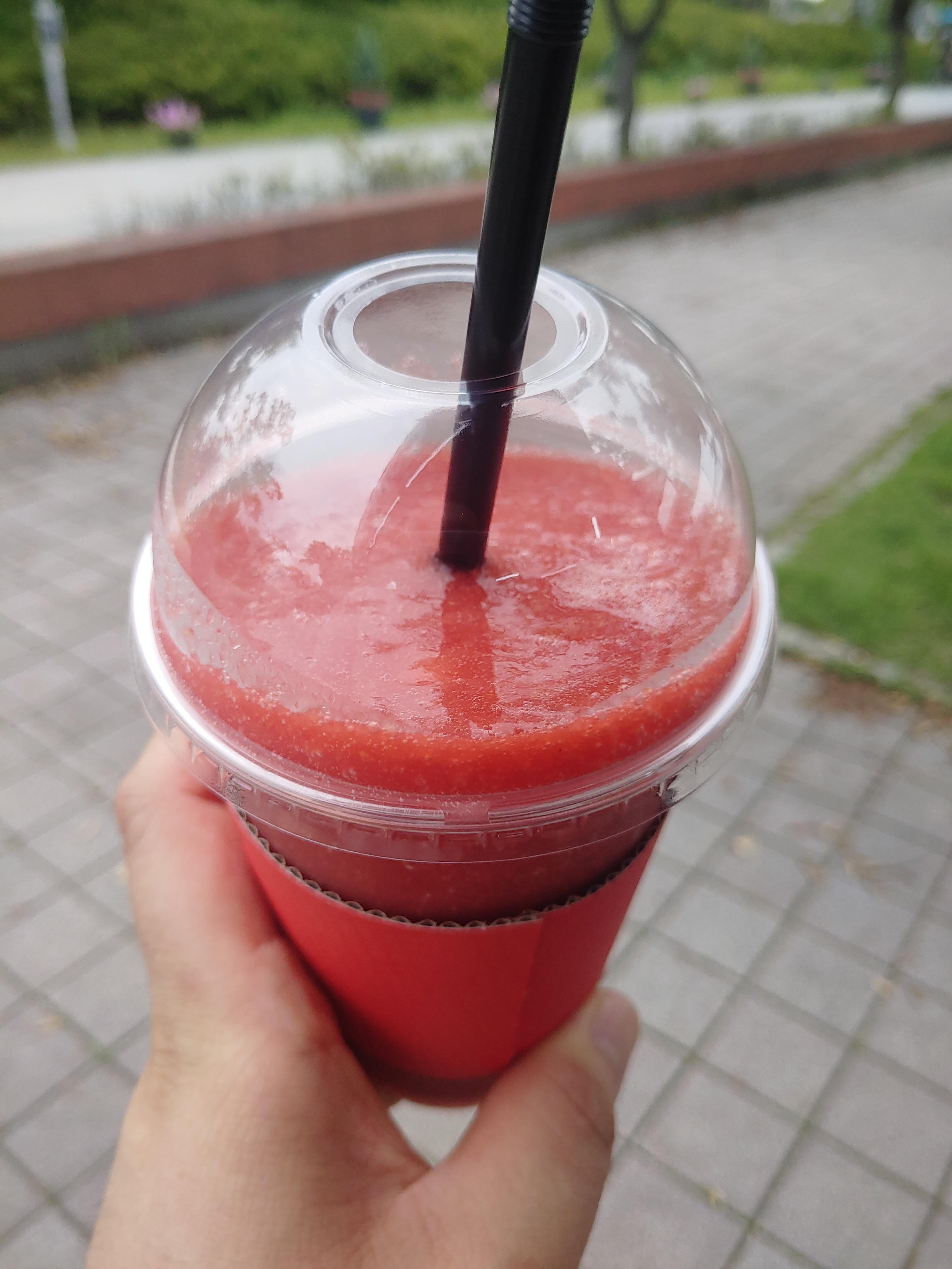 시천나루 푸드트럭에서 생딸기쥬스 후기