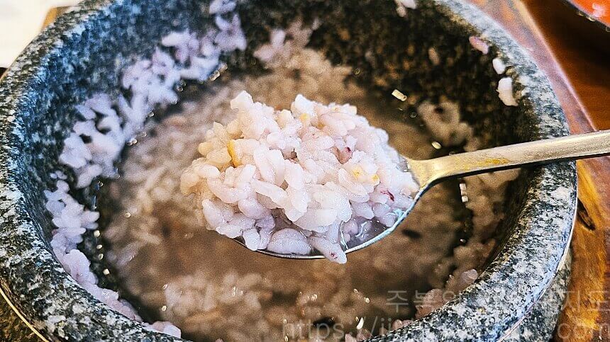 할머니-추어탕-숭늉-맛