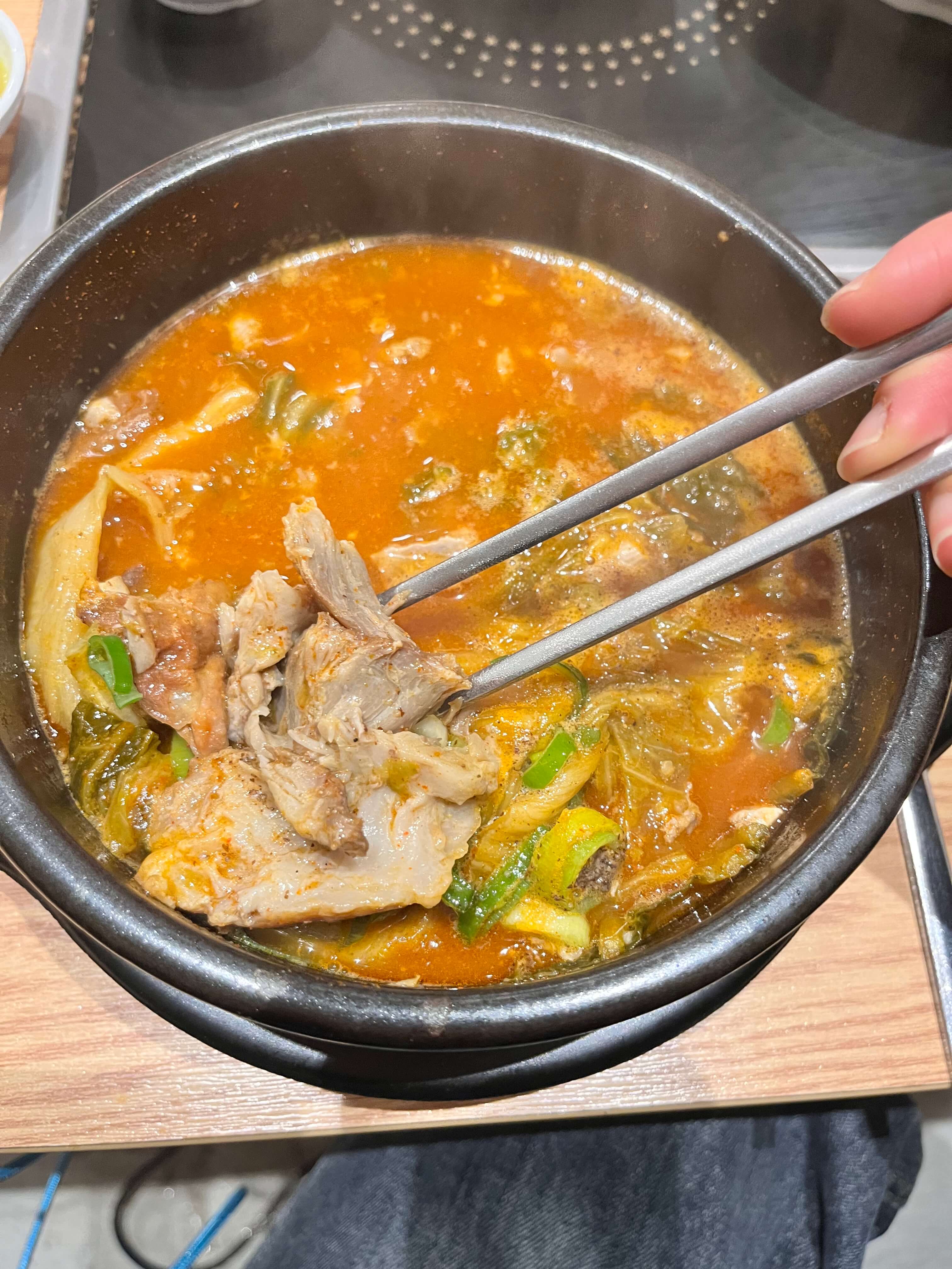 한사리감자탕&amp;뼈구이 순살뼈해장국