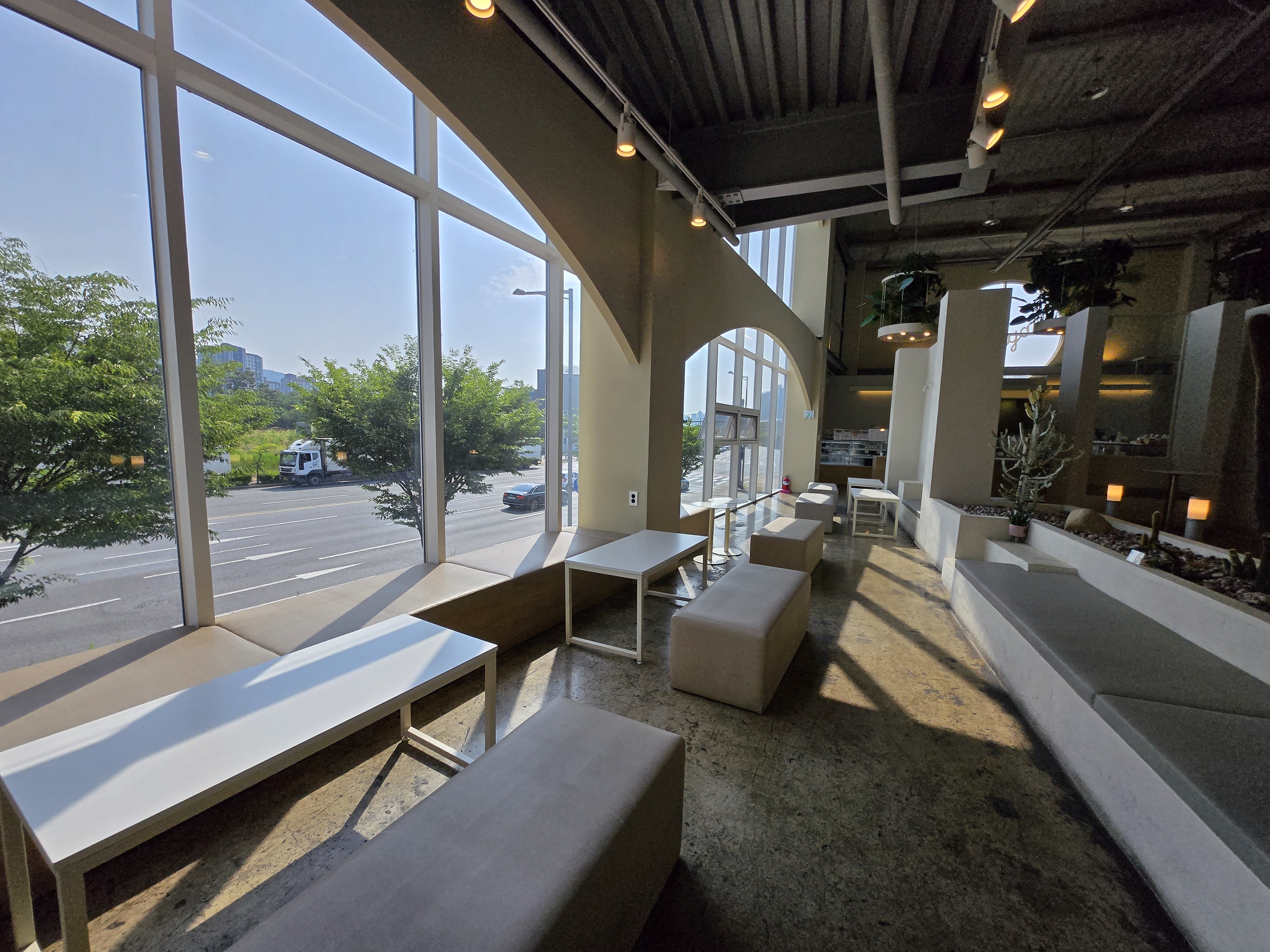 대구 혁신도시 대형 카페 마고플레인 비스타 2