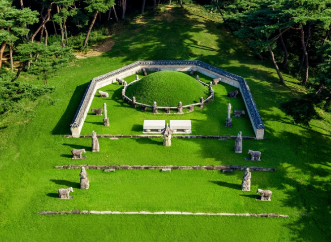 오백 년 왕조의 숨결 조선 왕릉