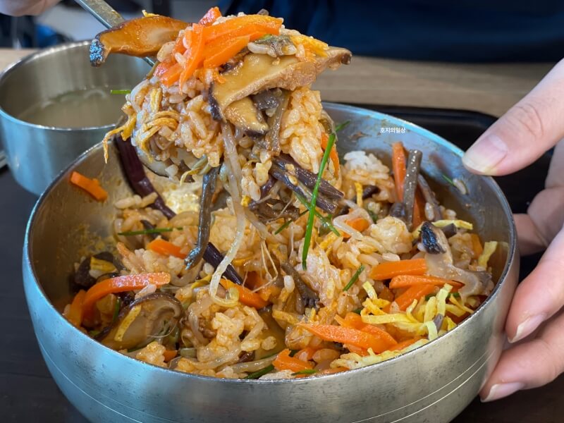 의왕 롯데 타임빌라스 맛집 효종갱 - 비벼진 골동반