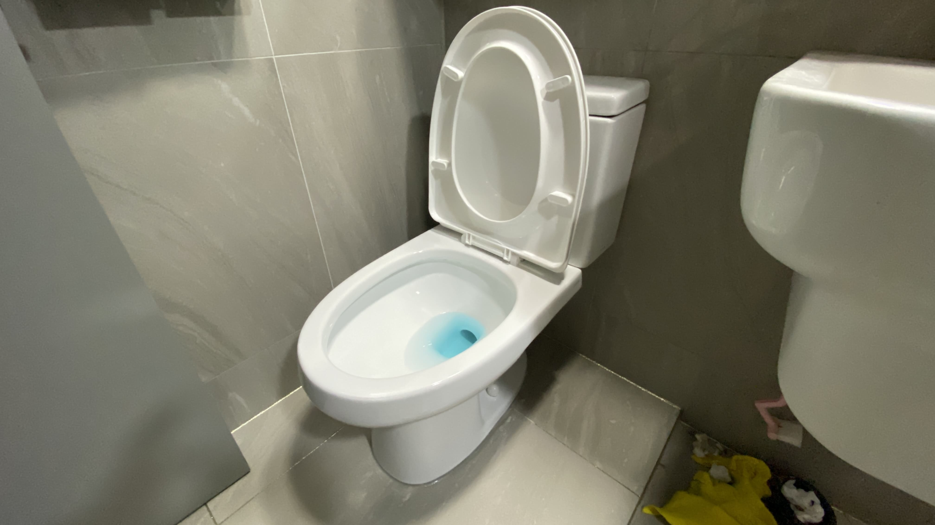 신혼집변기교체