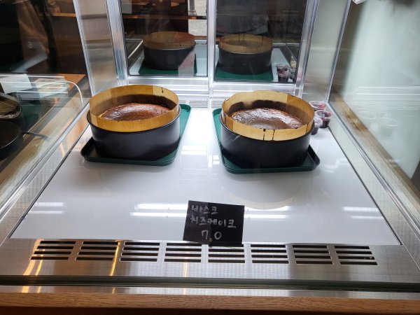 클라시코커피-바스코치즈케이크