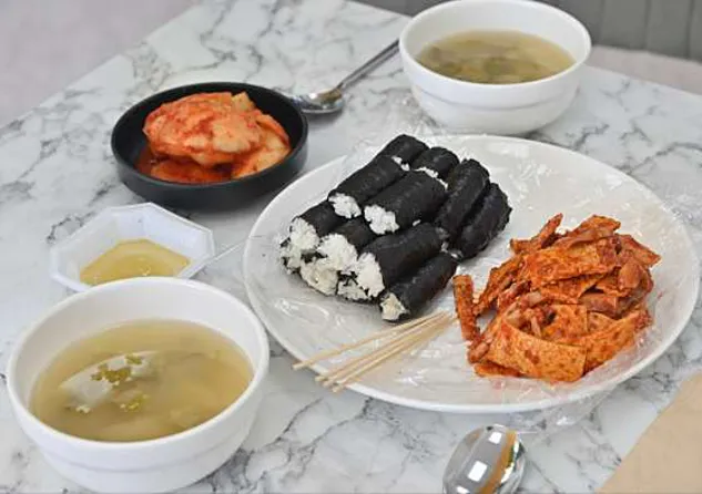 만나충무김밥 통영강구안점