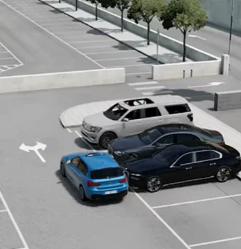 이중주차된 차량 빼는 과정