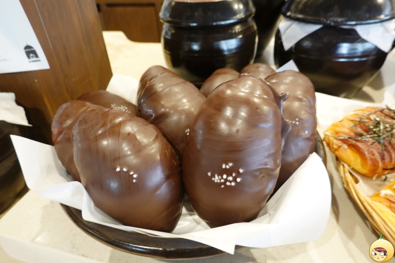 초코퐁당소금빵