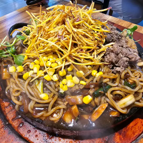 생생정보 대결 맛 대 맛 돌판 한우 짜장 vs 돌판 해물 짬뽕 음식점 위치