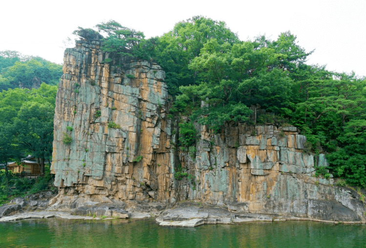 사인암