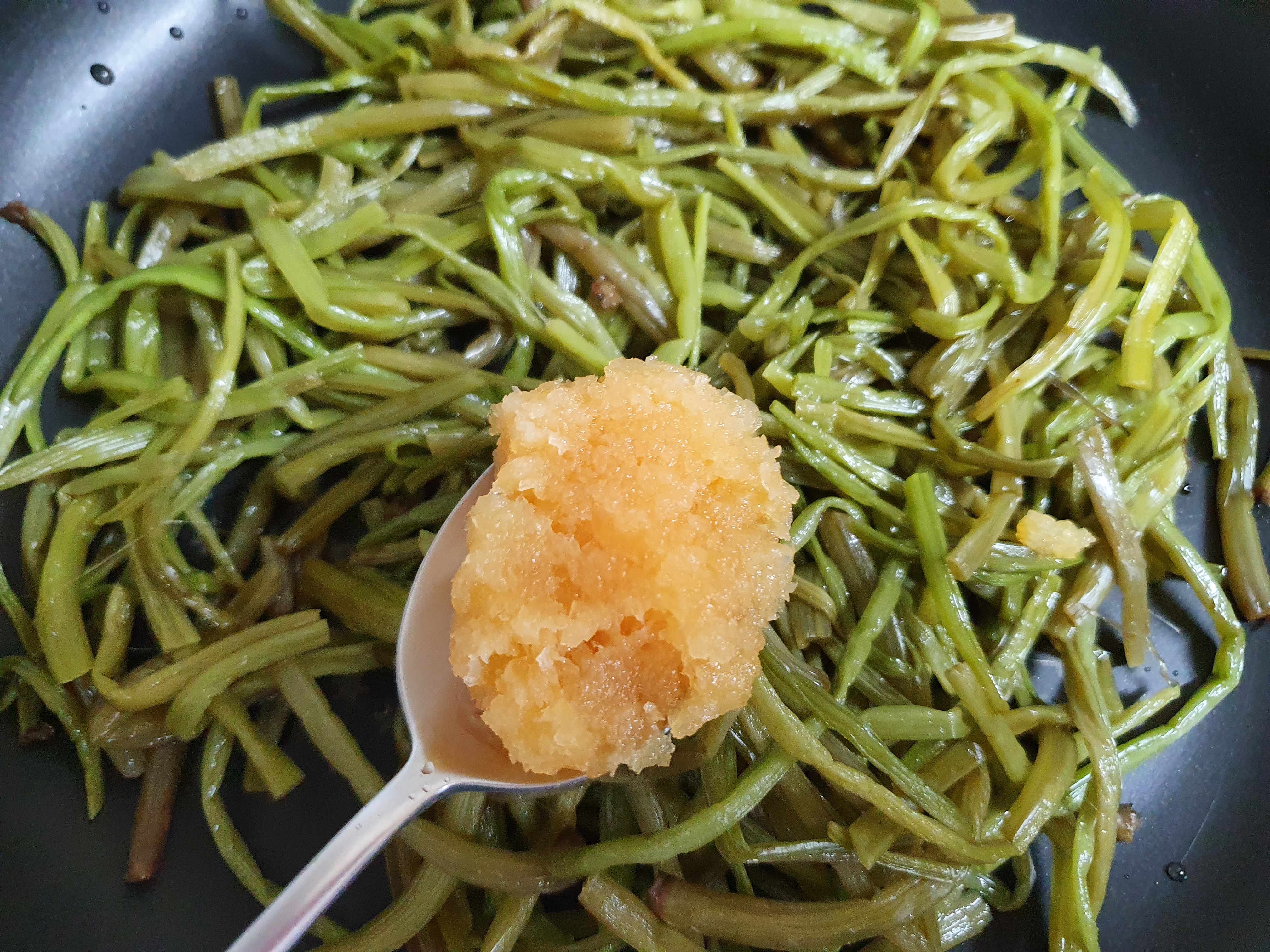 고구마순 볶음&amp;#44; 부드럽게 볶는법 고구마순 손질법