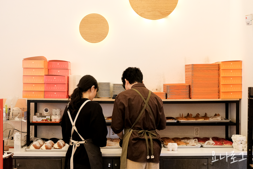 도넛맛집 도넛드로잉 드로잉도넛 판교도넛 미금도넛 분당도넛 판교카페 판교카페추천 미금카페 미금카페추천 분당카페 분당카페추천 분당브런치 판교브런치 브런치카페추천 초코도넛 피넛도넛 라즈베리도넛 우유생크림도넛