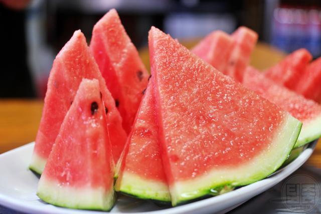 수박 맛있는거 고르기,수박 고르는법,팁줌