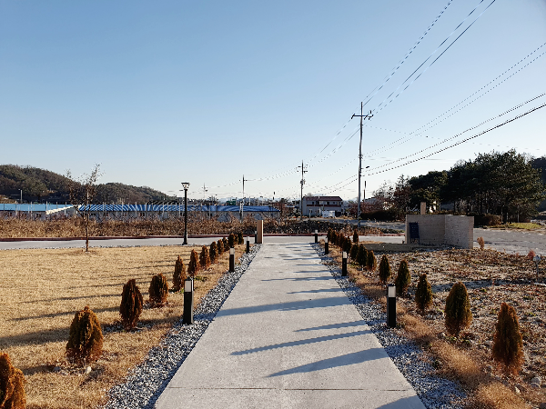 카페 연화 주진입로