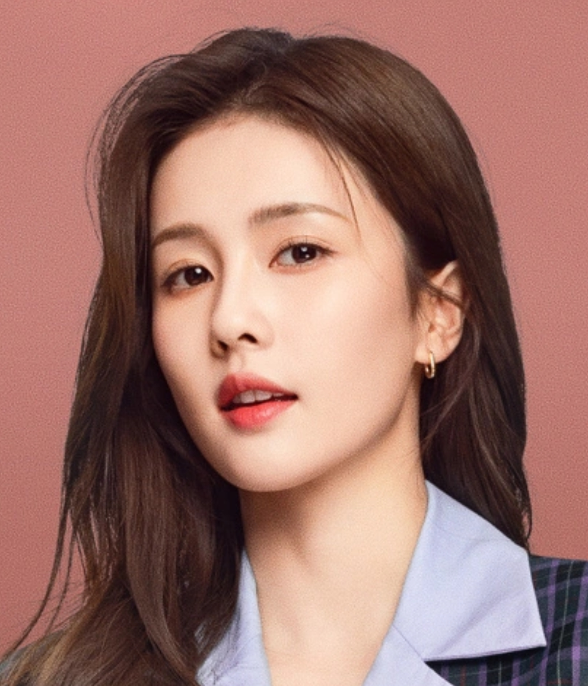 긴머리의 백록 배우 - 이애위영 주연