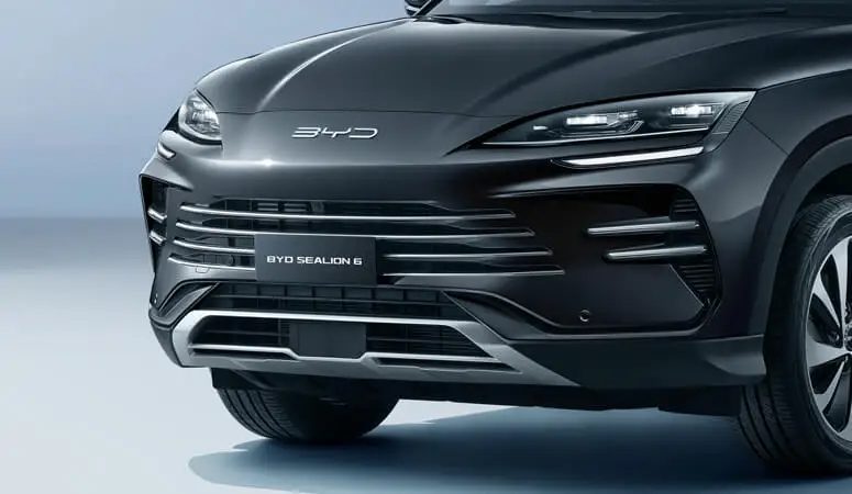 헤드램프 및 스포티한 프론트 후드 보닛 디테일 /사진: BYD 공식 뉴스룸