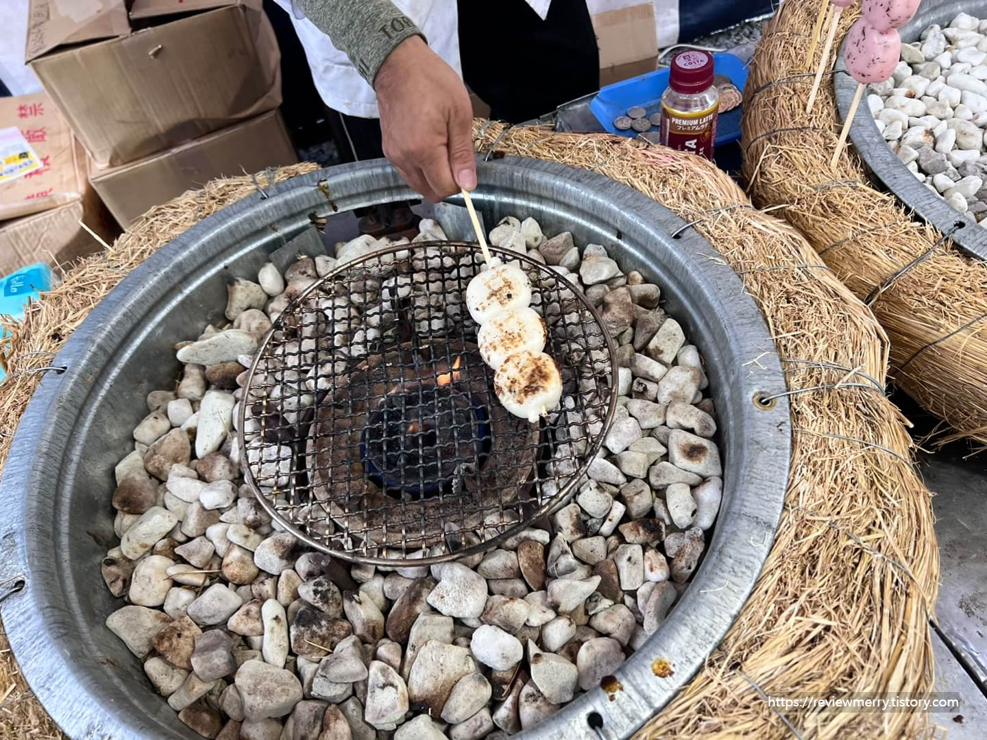 경단 굽는 사진