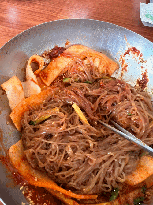 드디어 나와 버린 비빔냉면