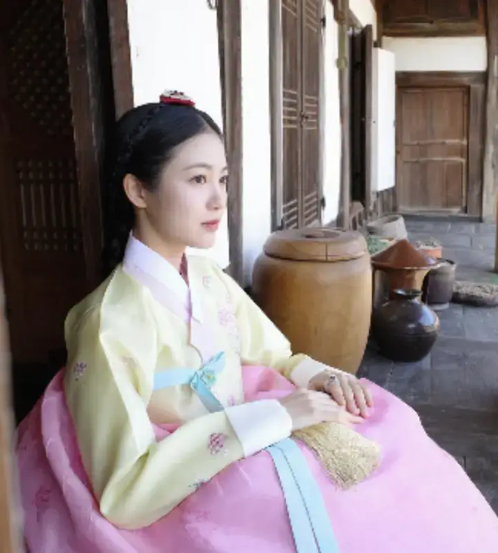 신예은-배우-사진