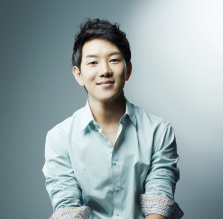 정원영 프로필 화보2