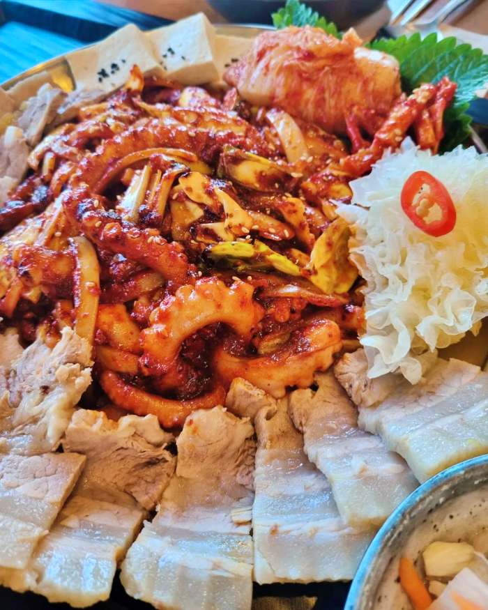 생방송투데이 부산 해운대 눈꽃 낙지 한상 맛집