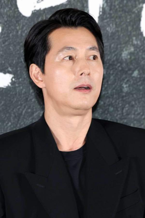 정우성, 드디어 품절남 대열 합류! 평생의 동반자와 혼인신고 마쳤다!