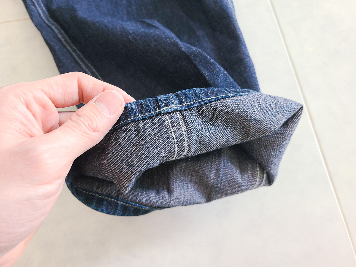 구직기로 짜인 텐션 있는 원단