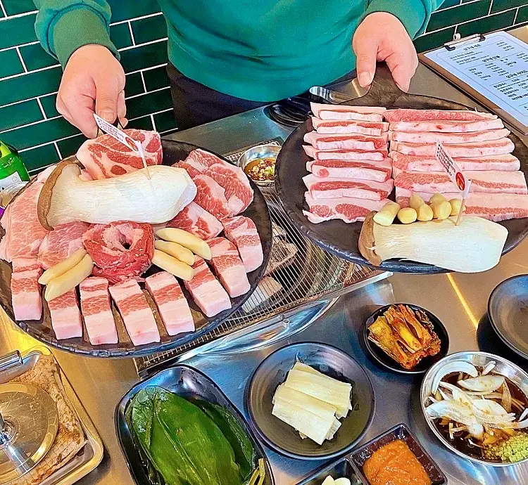 픽업 트렌드스페셜 나태주가 간다 벌집껍데기 항정껍데기 가브리껍데기 삼겹살 목살 항정살 갈매기살 가브리살 돼지고기 대구 월성 맛집 추천