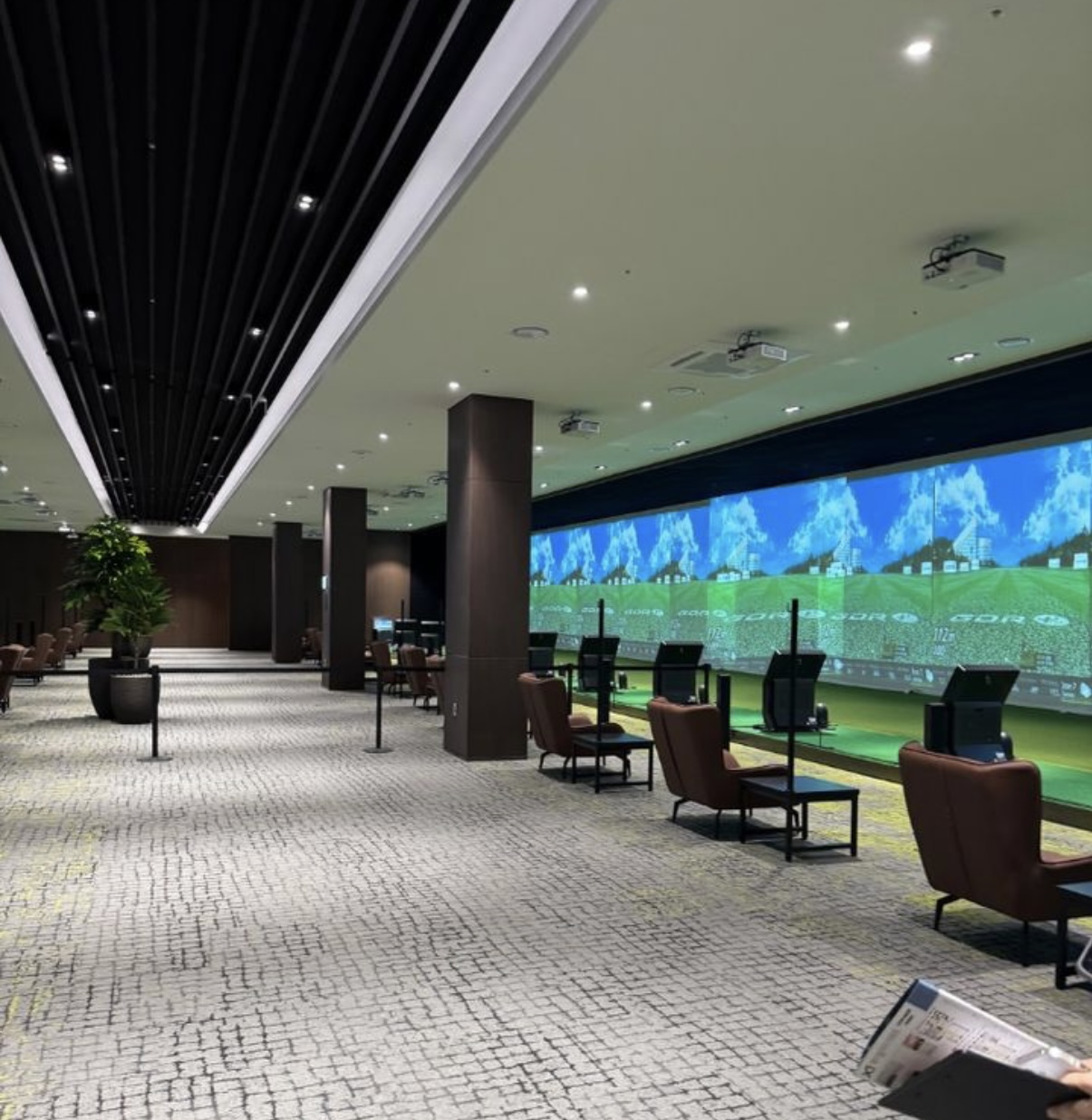 메이플자이 실내골프장 사진입니다.