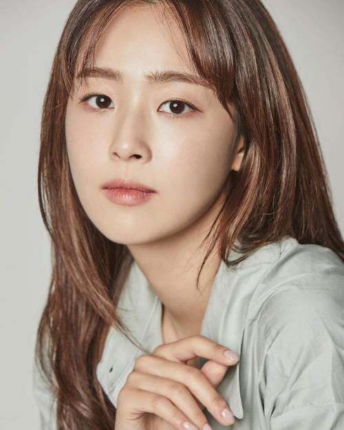 배우 최예빈