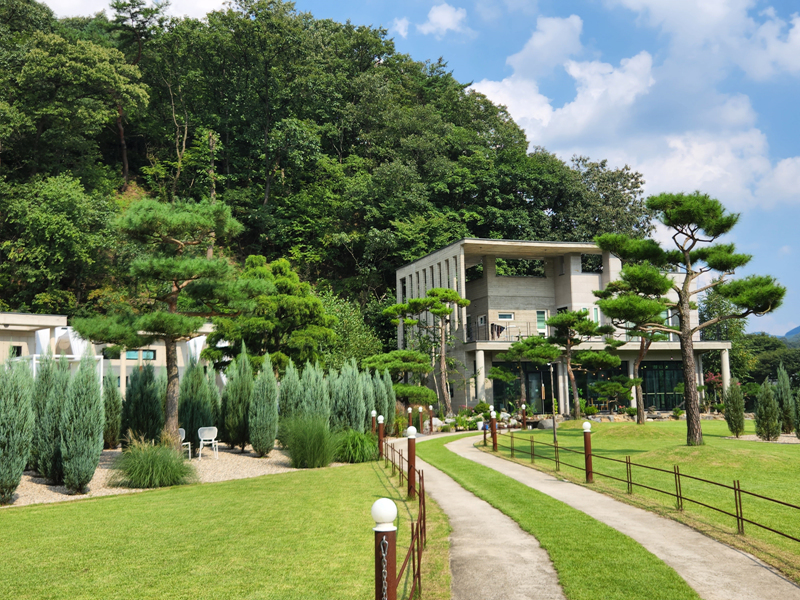 더리버에스_풀빌라_전경_01